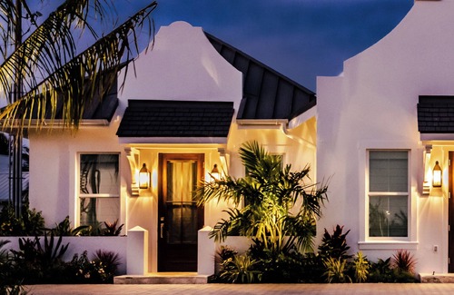 Seven Mile Beach Hütte | Luxury Cottage, 2bd/2ba on 7 Mile Strip