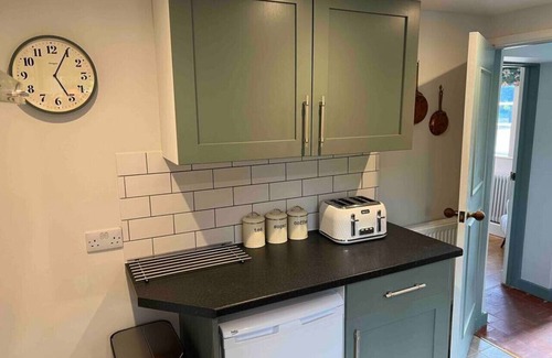 Northway Haus | Luxury Cottage with Garden