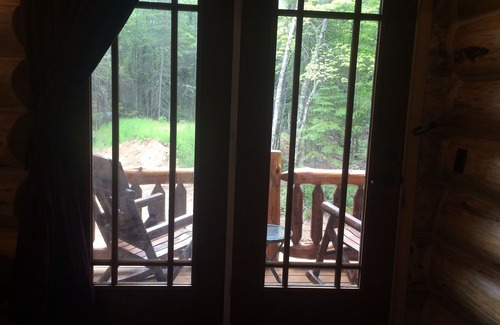 Republic Kabine | Benutzerdefinierte Luxus-Blockhütte mit Innenpool und Spa am Michigamersee