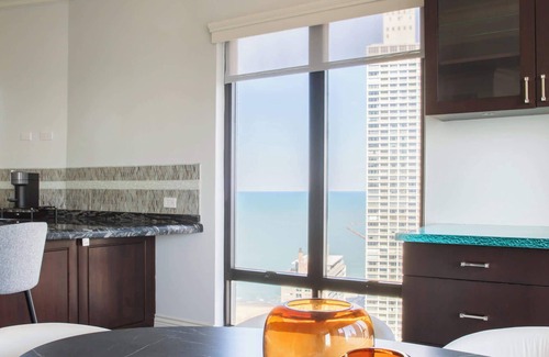 Rush and Division Wohnung | Luxury Designer Penthouse NW | Pool | Gold Coast