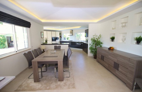 Vale do Lobo Villa | Luxuriöse freistehende Villa mit 4 Schlafzimmern und Meer-, Golf- und Bergblick
