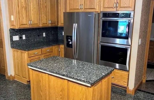 Big Stone City Haus | Private 10-Loch-Golfplatz, 5BD, 2. 5BA, 22Acers, 700 ft Seeufer