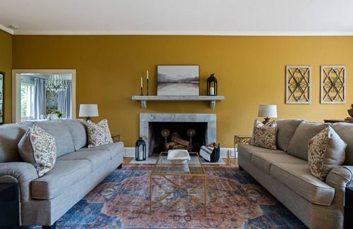 Cartersville Haus | Luxury Farmhouse in the Heart of Historic Downtown