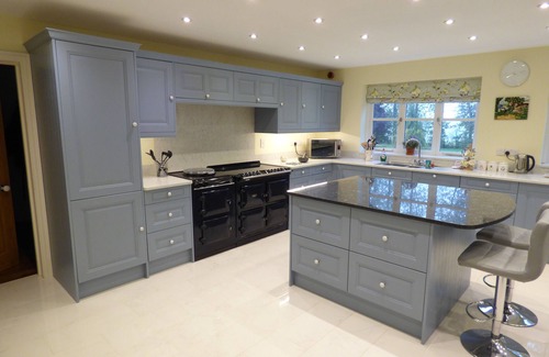 Munslow Haus | Luxury Farmhouse with Hot Tub, sleeps up to 20 people