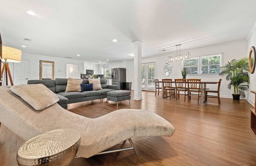 East Point Villa | ERSTAUNLICHE VILLA 4 BDR + Bonuszimmer, 5 Minuten vom Flughafen ATL entfernt