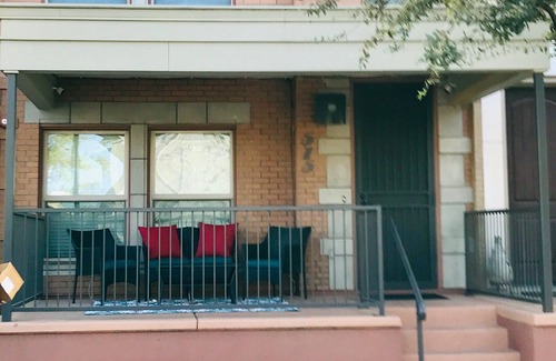 Riverside Haus | Luxury Home/Downtown Tempe/ASU/Mill Ave/Tempe Lake