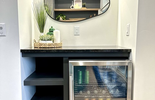 Lava Hot Springs Haus | Luxury Home! Hot Tub, SportCourt, Putting Green, & BunkRoom for kids!