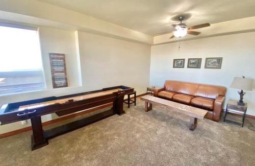 Pocatello Haus | Luxury home w a View- biking and hiking near