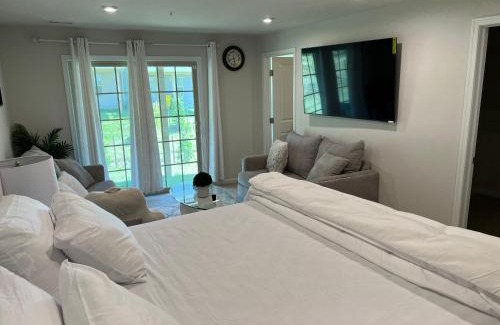 Fort Meade Haus | Luxury Home1