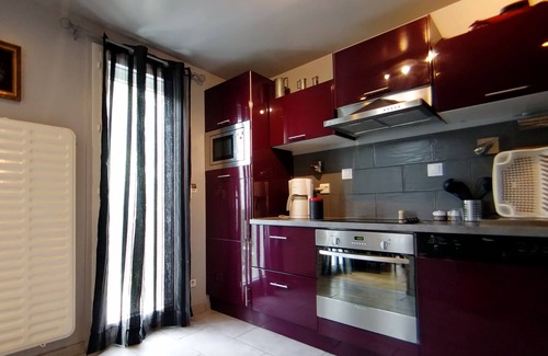 Noisiel Haus | Luxushaus in der Nähe von Paris, Val d'Europe und Disneyland. Free Wifi & Frühstück