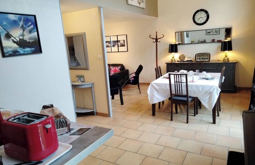 Noisiel Haus | Luxushaus in der Nähe von Paris, Val d'Europe und Disneyland. Free Wifi & Frühstück