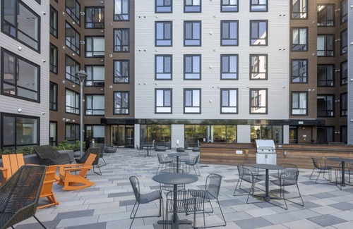 Boston Wohnung | Luxury King Size Bed with rooftop, gym and pool