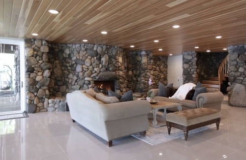 Howell Haus | Luxury Lake Home Country Estate