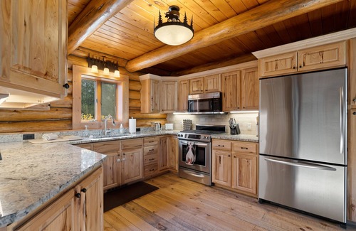 Bouvet Island Kabine | Luxury Montana Cabin with epic Mountain Views