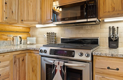 Bouvet Island Kabine | Luxury Montana Cabin with epic Mountain Views