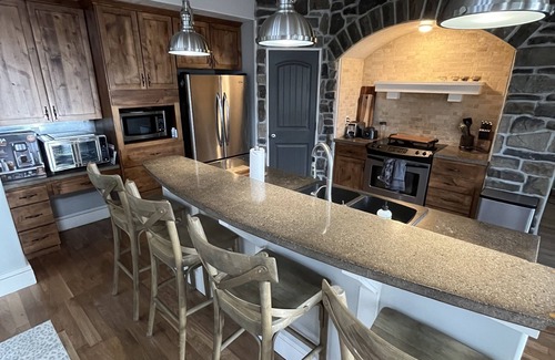 Heber Haus | Luxury Mountain Retreat Near Midway & Park City – Sleeps 10