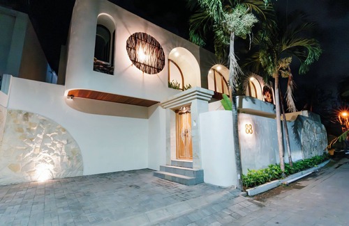 Kartika Plaza Villa | Luxury Noah Villa