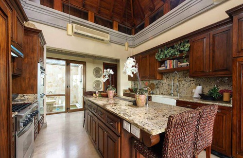 Canafistula Haus | Luxury Ocean-View Private Resort Retreat – Breakfast & Private Chef Included