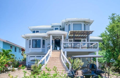 Plantation Villa | Luxury Oceanfront Villa w/ 2 Pools, Beach & Pier