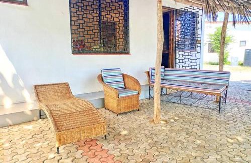 Watamu Wohnung | Luxury Private Beachfront Cottage