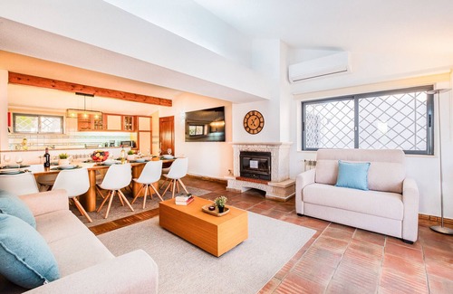 Areias de Sao Joao Villa | Beachside Bliss: 4-Bed Villa w/ Private Heatable Pool, Jacuzzi, Games