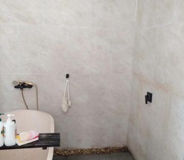Gresik Haus | Luxury Room with Pool at Vila Raima