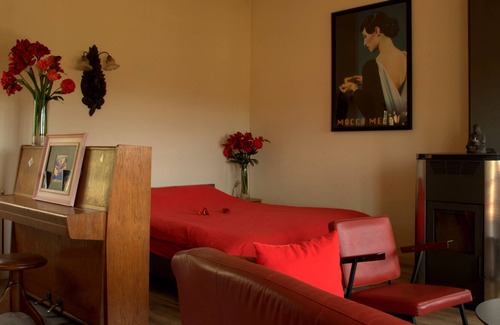 Vila Pouca da Beira Wohnung | Luxuriöses Apartment zur Selbstverpflegung mit Balkon, Pool, Garten und Klavier