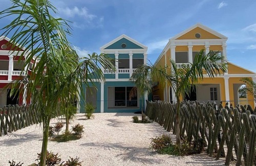 Tera Kora Haus | Luxury semi-detached villas, SUP boards, barbecue, and access to a shared pool