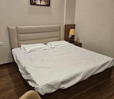 Greater Noida Wohnung | Luxury Studio ITC