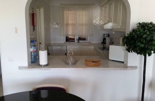 Branqueira Wohnung | Luxus-A / C-Wohnung, ruhige Lage, gratis WiFi, bequem zu Albufeira und Olhos