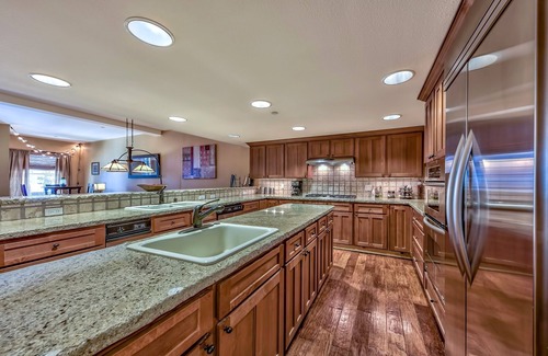 Kirkwood Haus | Luxuriöse Bergferien mit drei Schlafzimmern in Kirkwood