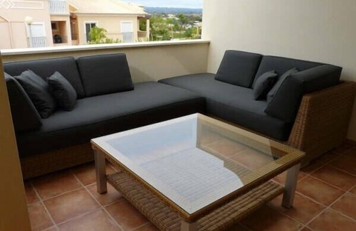 Estombar Haus | Modern, brand new Autumn 2008, 2 bedrooms and 3 bathrooms townhouse at