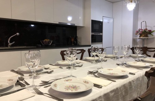 Ronfe Wohnung | Luxury townhouse with jacuzzi in Guimarães!