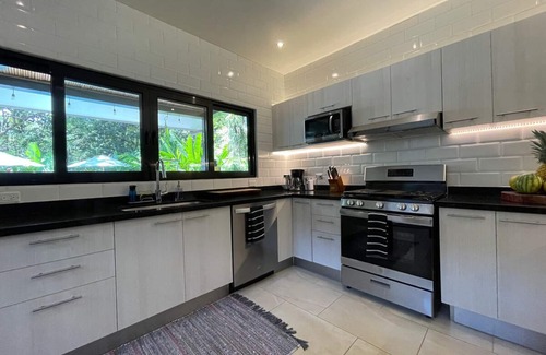 Tamarindo Villa | Luxusvilla / 7p Max / 5-7 Min. nach Tamarindo / Eintritt zum Beach Club