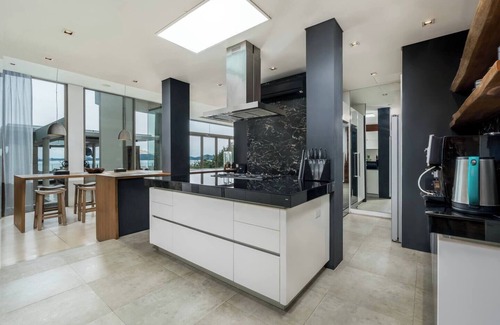 Talat Nuea Villa | Luxury Villa Skyfall Phuket Ocean View