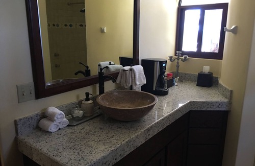 Pedregal Villa | Luxusvilla, wenige Schritte vom Strand entfernt; beheizter Pool / Spa & Palapa Bar, Meerblick