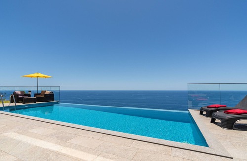 Ribeira Brava Villa | Luxuriöse Villa mit Infinity-Pool