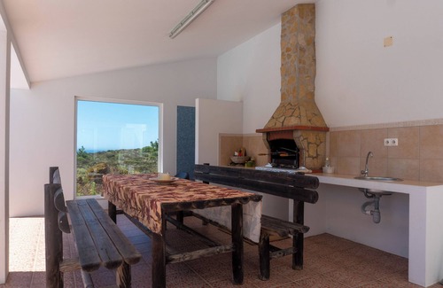 Aljezur Villa | Luxus-Villa mit Pool, mit Wide View März