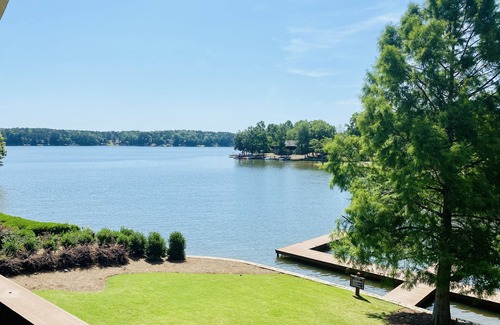 Lake Oconee Villa | Neu renovierte Luxusvilla am Wasser / Erstklassige Lage!