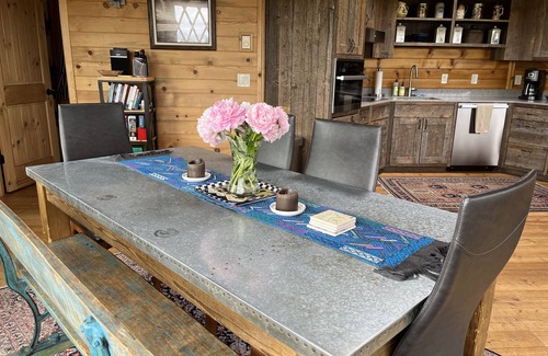 Somers Haus | Luxus-Jurte grenzt an den Flathead Lake