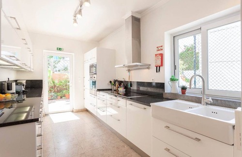 Falca Villa | Fabulous private Villa und Pool im Zentrum von Lissabon