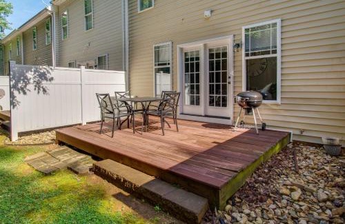 Lynchburg Haus | Lynchburg Rental with Deck Near Downtown!