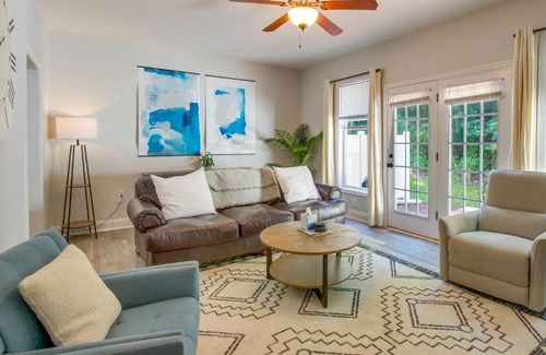 Lynchburg Haus | Lynchburg Rental with Deck Near Downtown!