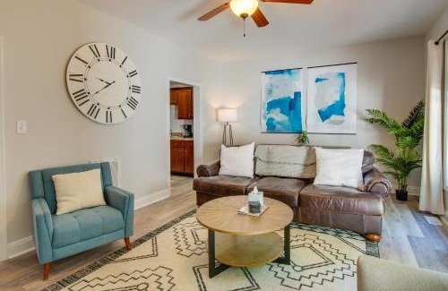 Lynchburg Haus | Lynchburg Rental with Deck Near Downtown!