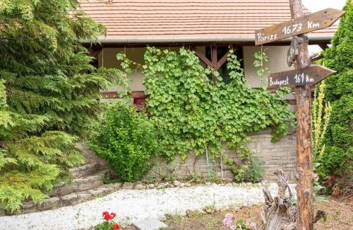 Kacs Haus | Márai vendégház