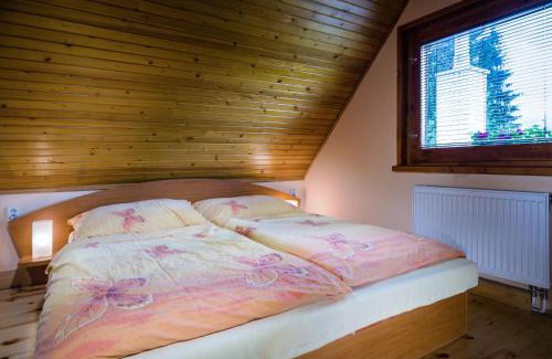 Strba Haus | Mária Kičáková TATRY MKS