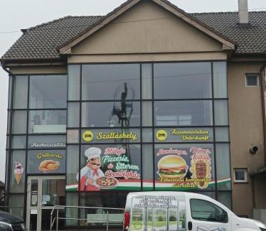 Balkany Haus | Mátyás Pizzéria, Étterem és Vendégház