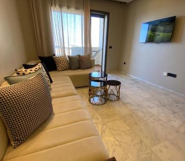Mohammedia Wohnung | M'ocean Sea View Apartment by 7AV Hotels
