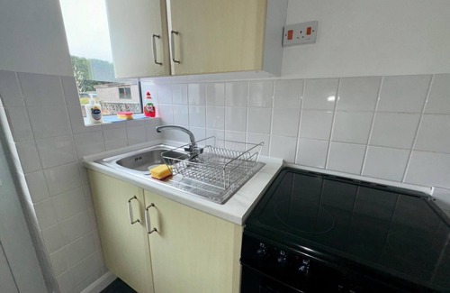 Sutton-in-Ashfield Haus | M1 Link 2 Bed House Wifi Parking,Contractors