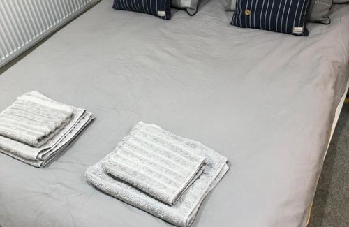 Offerton Wohnung | M60 Modern Studio Appartment with free parking